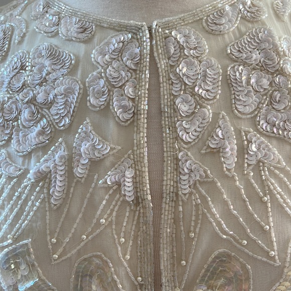 MARK & JOHN | VNTG SEQUIN TOP - Picture 5 of 13